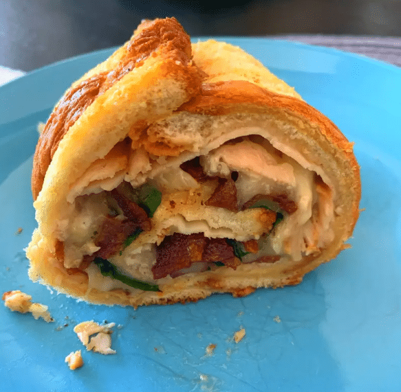 What Comes on a Chicken Bacon Ranch from Subway?